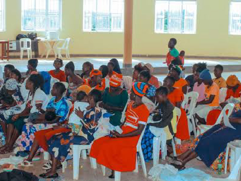 Young mothers supported by Dovan Foundation